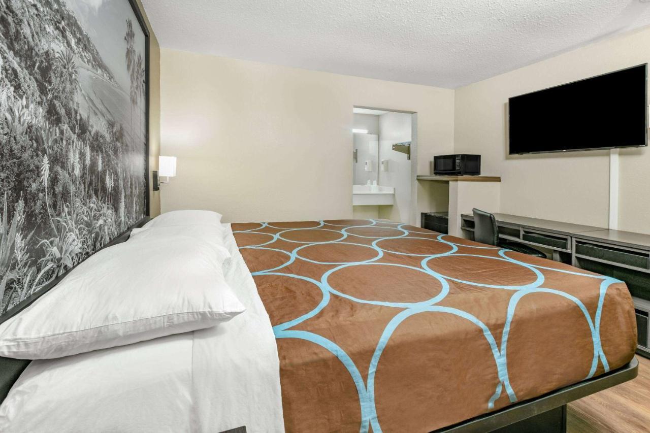 Super 8 By Wyndham Motel Moss Point