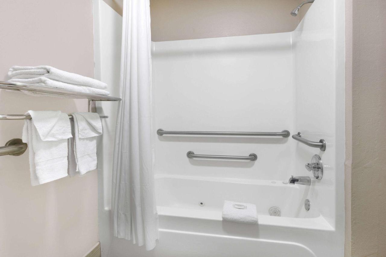 America Value Inn&suites Motel