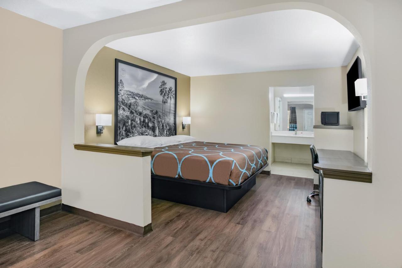 Motel Super 8 By Wyndham